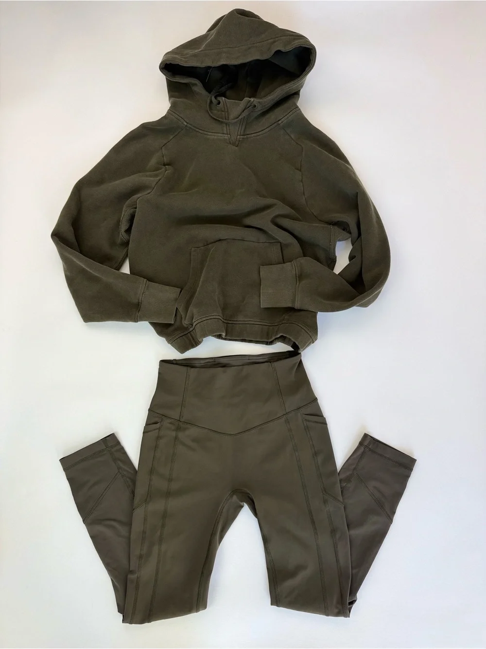 Lululemon Hoodie & All The Right Places Crop II Leggings Set sz 4